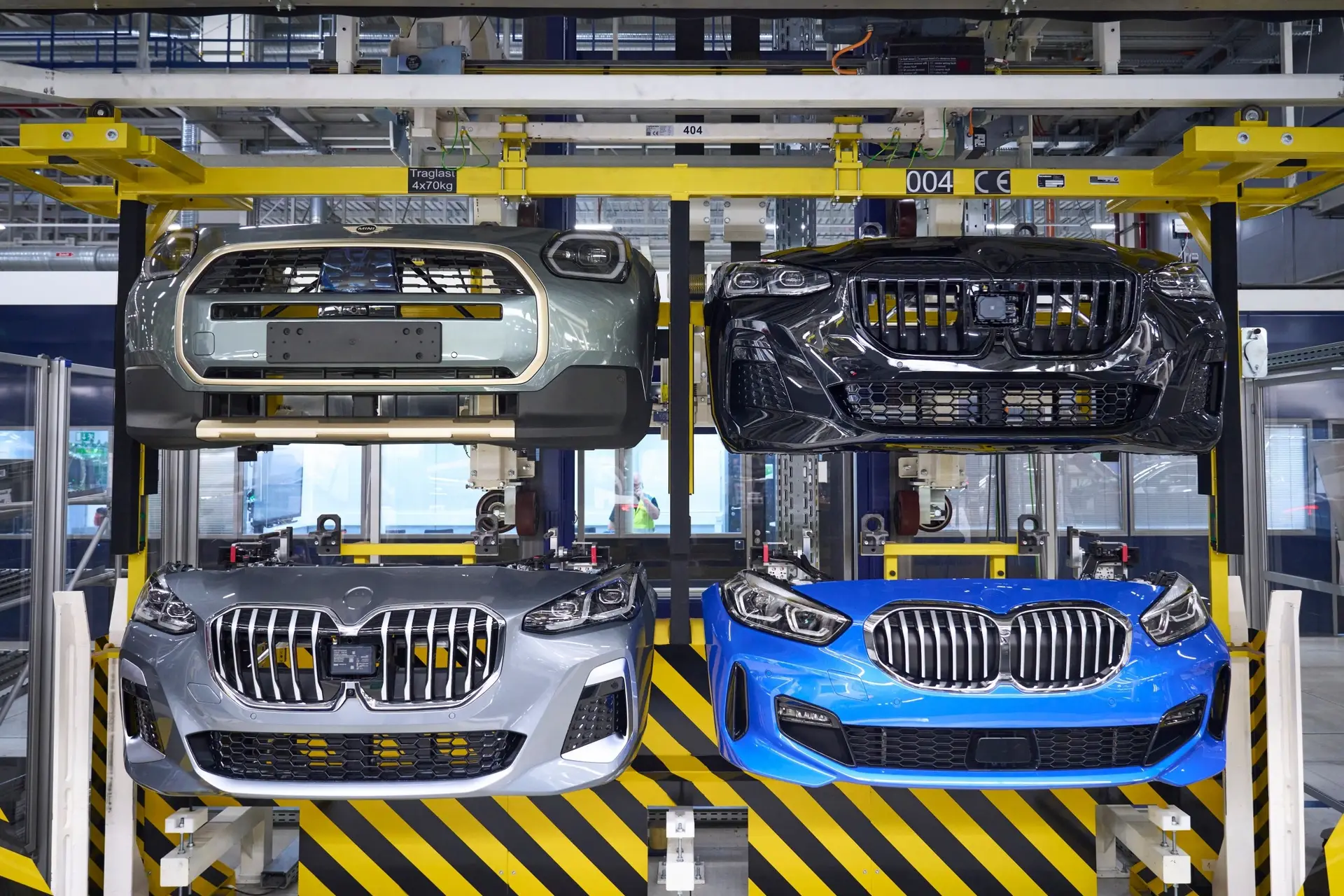 Una linea – due marchi – tre unità: BMW Group Plant Leipzig lancia la produzione della MINI Countryman